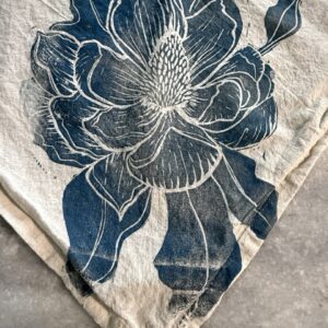 Signature Magnolia / Navy